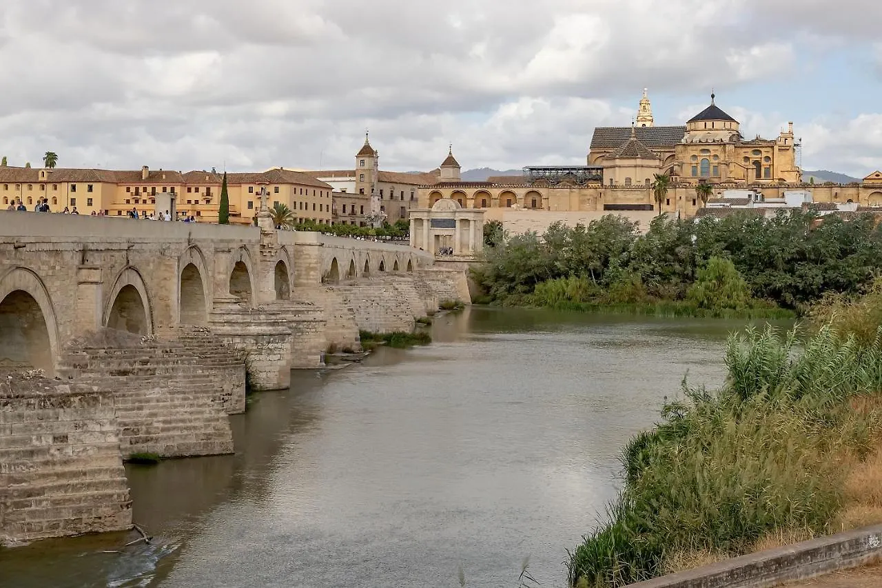 Bhost - La Catedral Apartman Córdoba