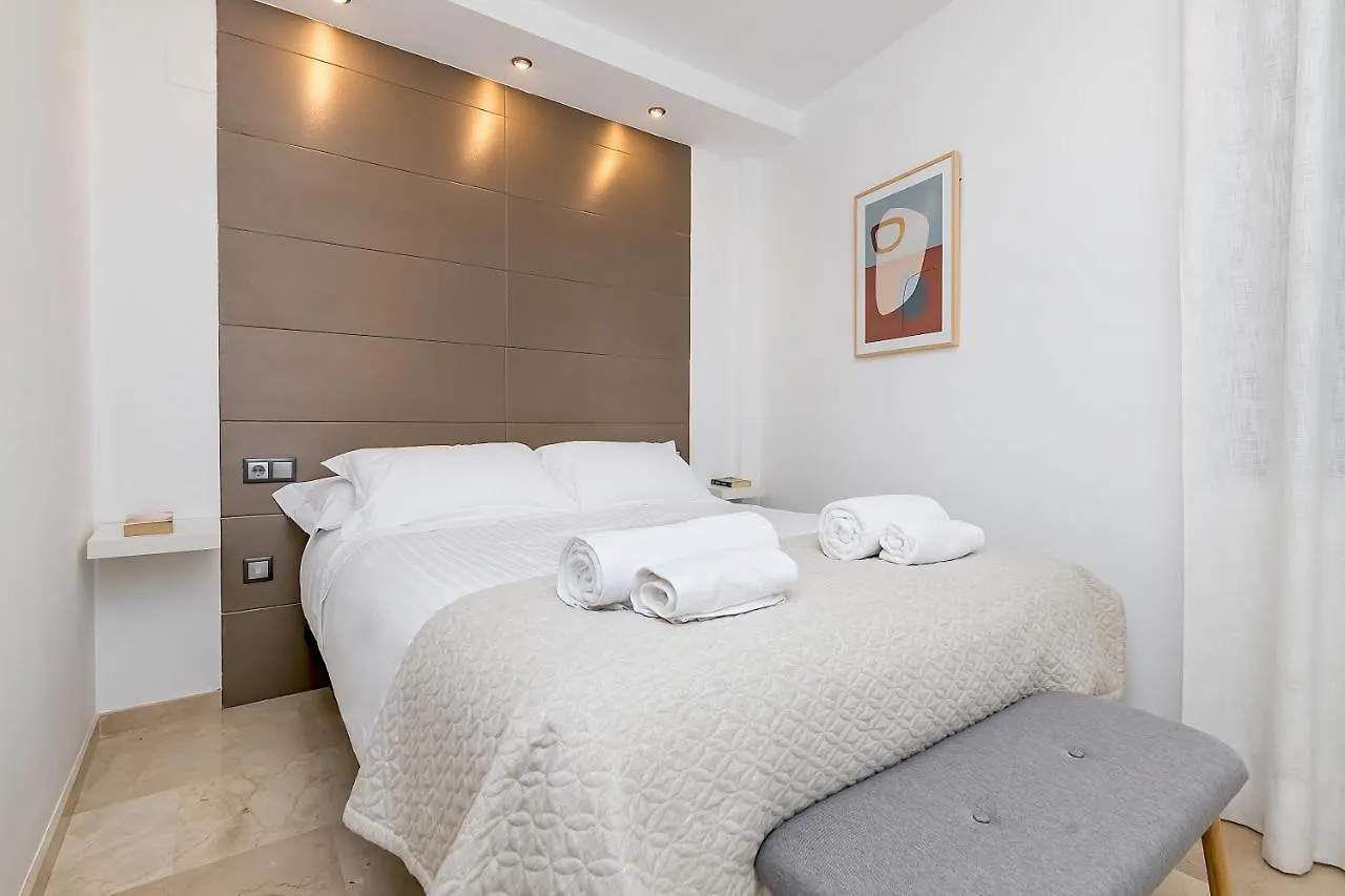 Bhost - La Catedral Apartment Cordoba 0*,